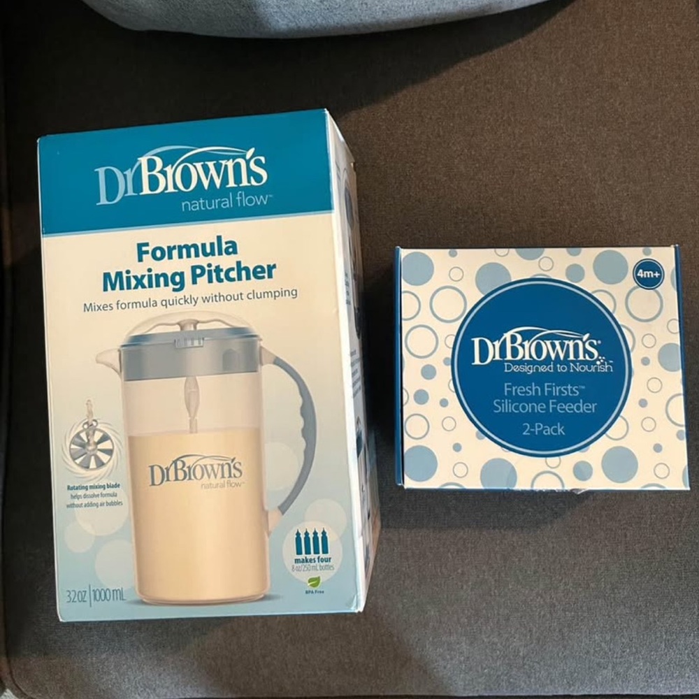 Dr. Brown's Formula Mixing Pitcher and Silicone Feeder Set - Blue